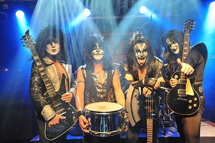 The-Kiss-Tribute-Band.jpg (45110 Byte)
